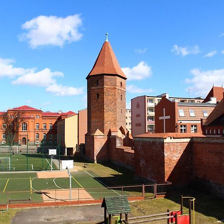 Apartamento Karczma Rycerska Lębork Exterior foto