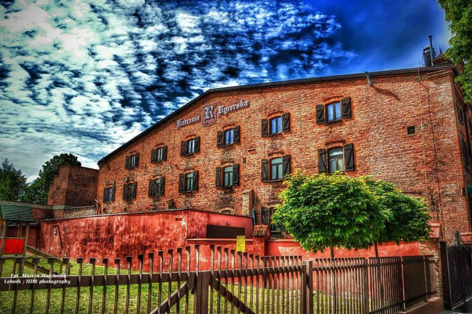 Apartamento Karczma Rycerska Lębork Exterior foto