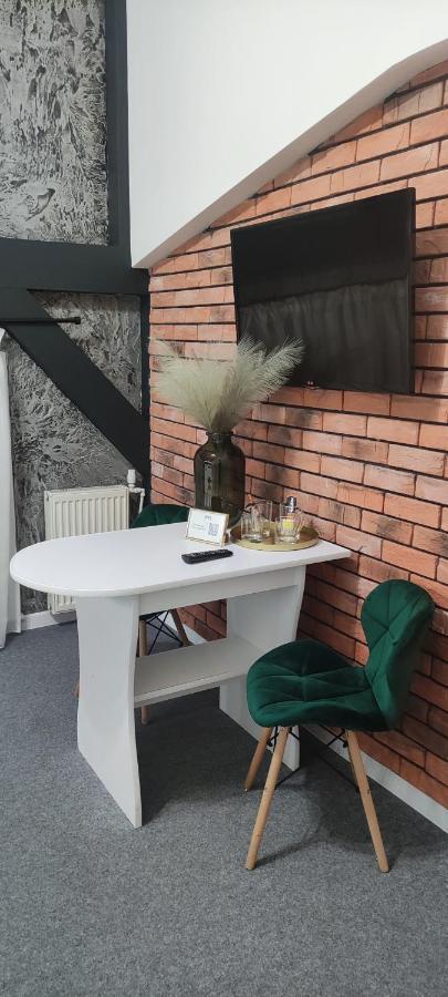 Apartamento Karczma Rycerska Lębork Exterior foto